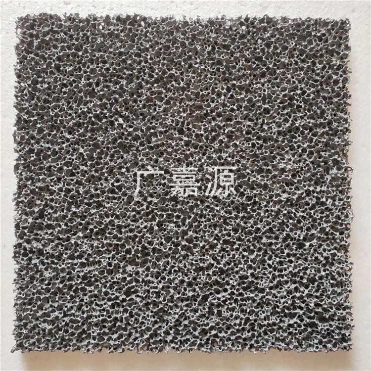 廣嘉源新材料生產的通孔型泡沫鋁，使得泡沫鋁結構更加符合吸音結構。